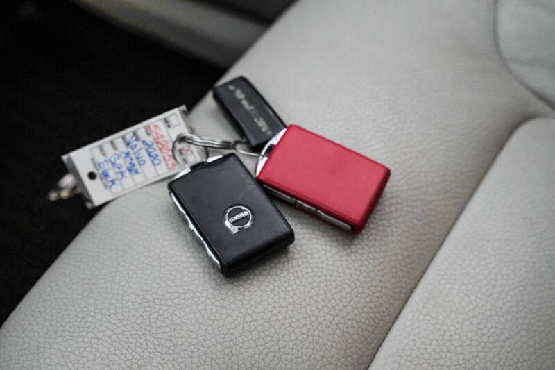 2020 Volvo XC90 T5 Momentum