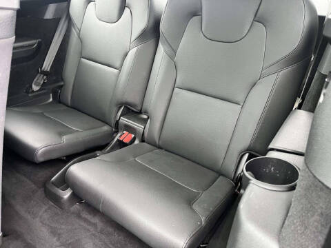 2023 Volvo XC90 B5 Plus Bright Theme