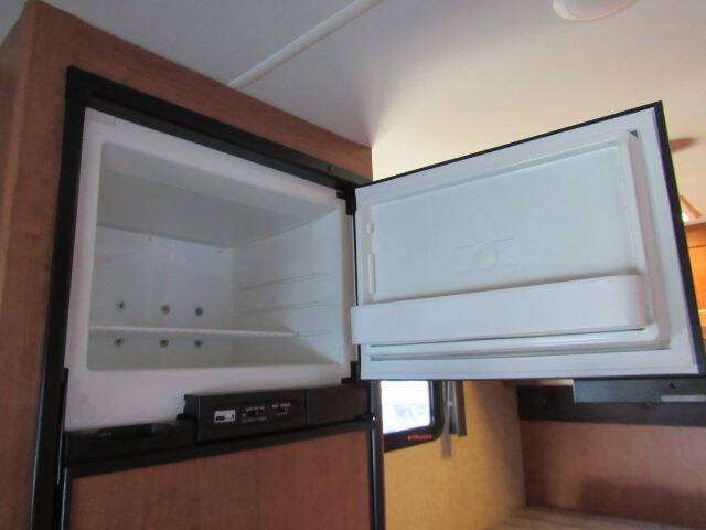 2017 Ford E-Series E-450 SD