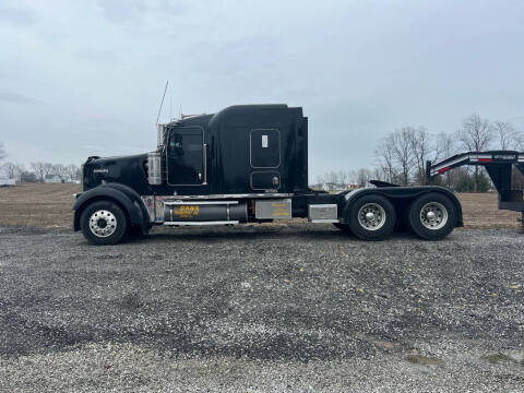 2003 Kenworth W900