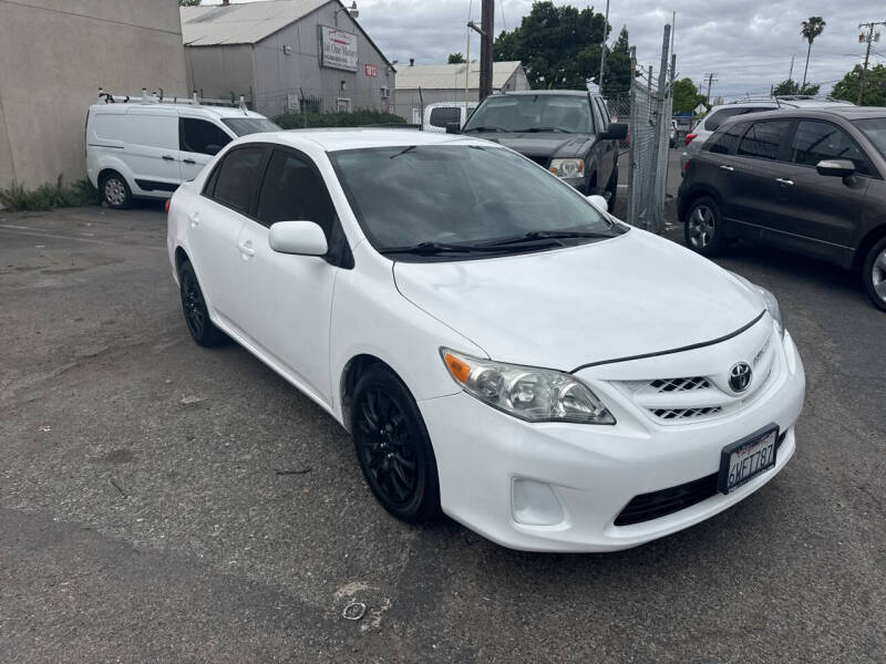2012 Toyota Corolla LE