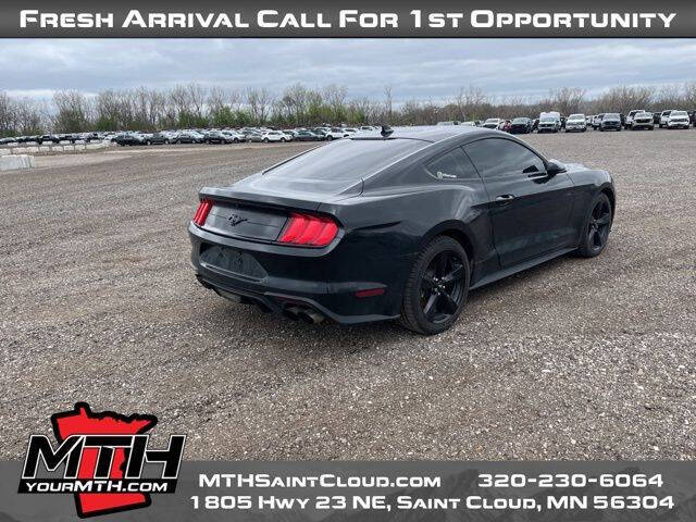 2022 Ford Mustang EcoBoost