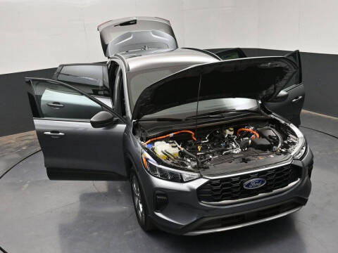 2025 Ford Escape Hybrid ST-Line