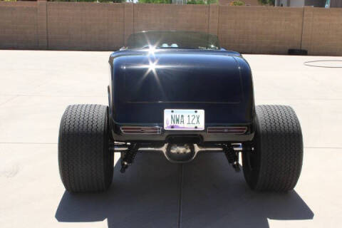 1932 Ford Deluxe