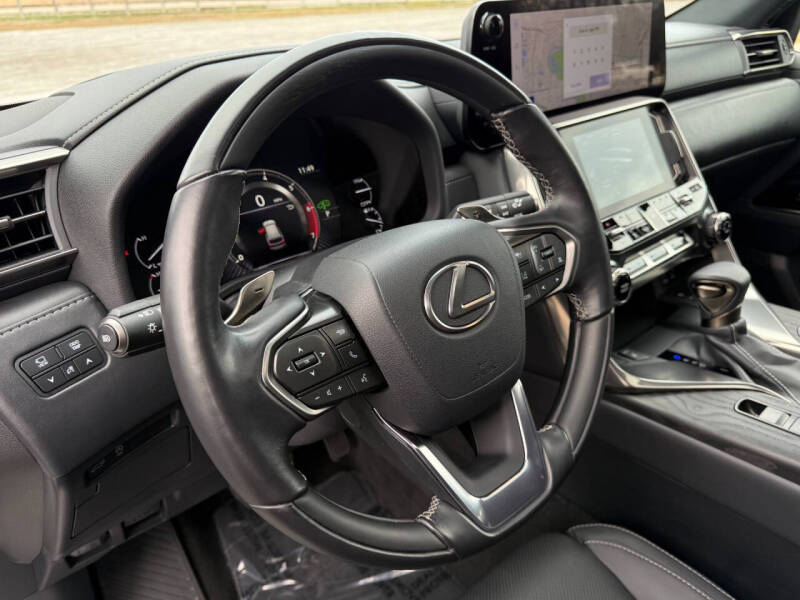 2023 Lexus LX 600 Luxury