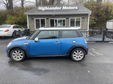 2011 MINI Cooper for sale at Highlander Motors in Radford VA