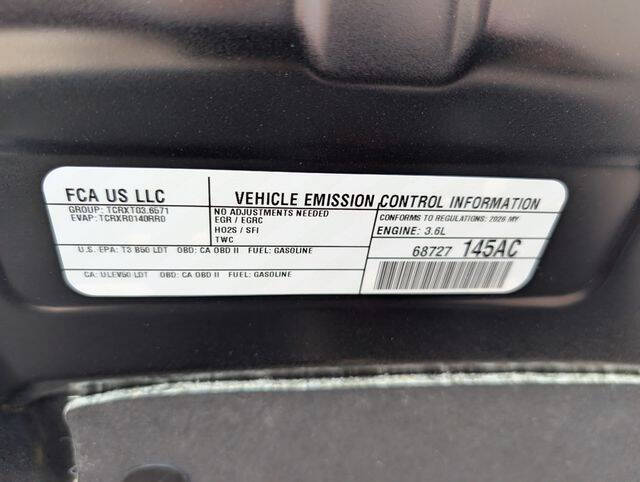 2026 Chrysler Pacifica Select