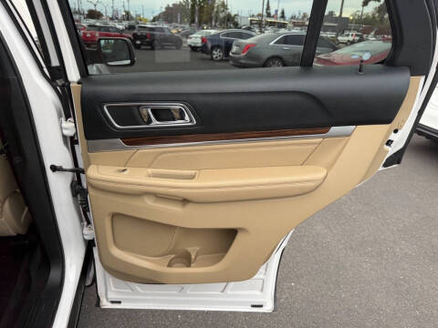 2017 Ford Explorer Limited