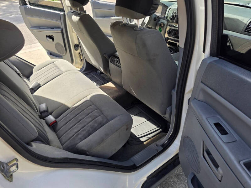 2005 Jeep Grand Cherokee Laredo