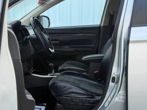 2020 Mitsubishi Outlander