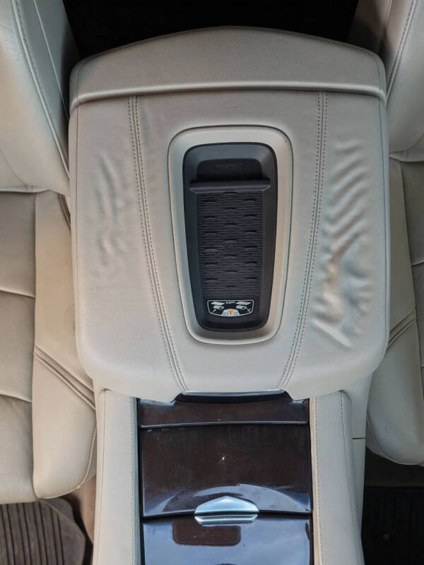 2017 Cadillac Escalade Premium Luxury