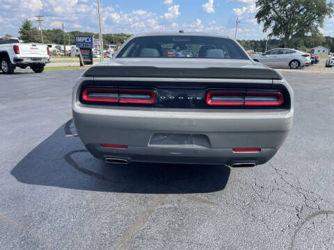 2019 Dodge Challenger SXT