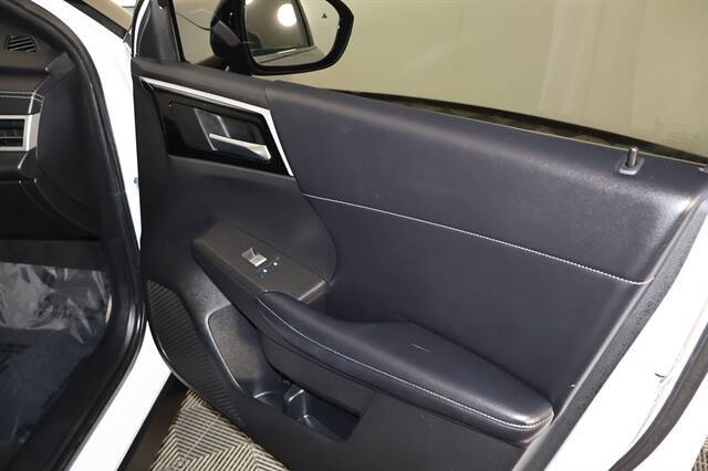 2022 Mitsubishi Outlander Black Edition