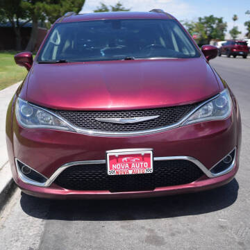 2018 Chrysler Pacifica Touring L