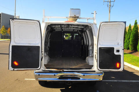 2011 Ford E-Series E-350 SD