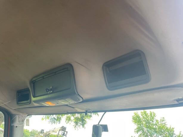 2018 Freightliner Business class M2