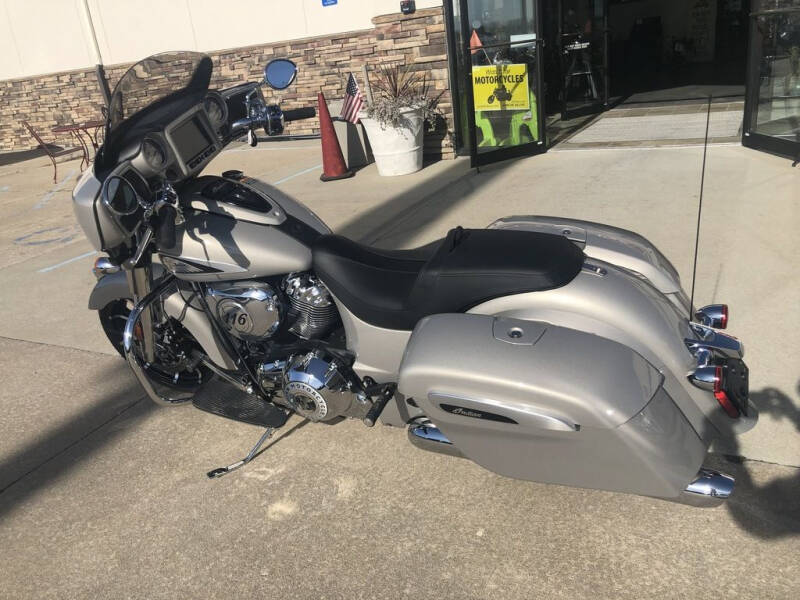 2022 Indian CHIEFTAIN LIMITED, SILVER QUAR