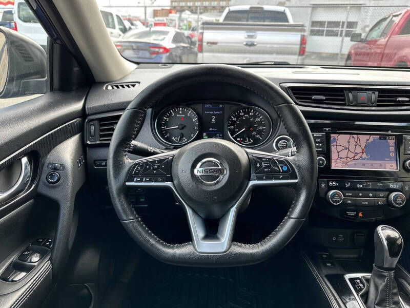 2020 Nissan Rogue SL