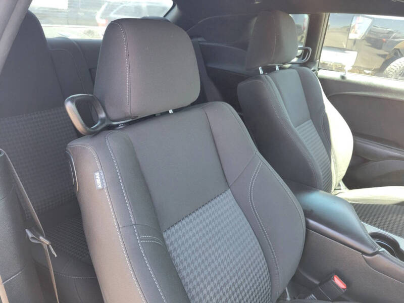 2020 Dodge Challenger SXT