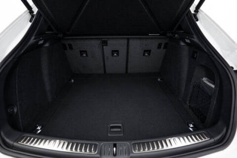 2026 Porsche Macan T