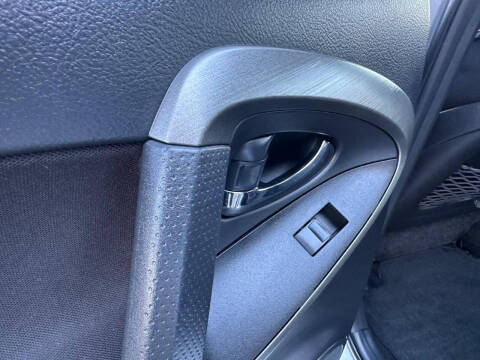 2009 Toyota RAV4 Sport