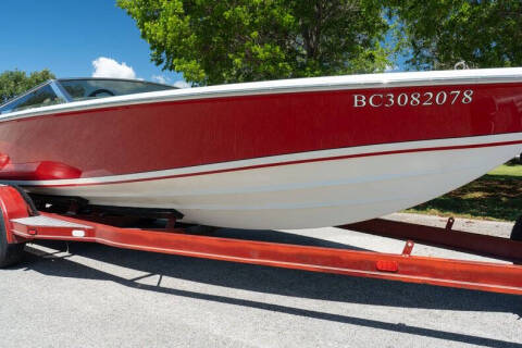 1994 Donzi Marine Classic 22