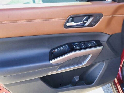 2023 Nissan Pathfinder Platinum