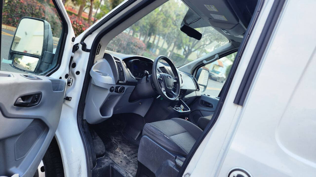 2015 Ford Transit  - $20,900