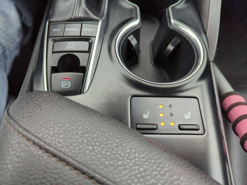 2019 Toyota Camry XLE