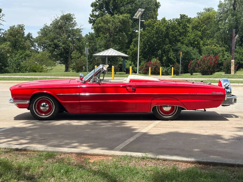 1966 Ford Thunderbird