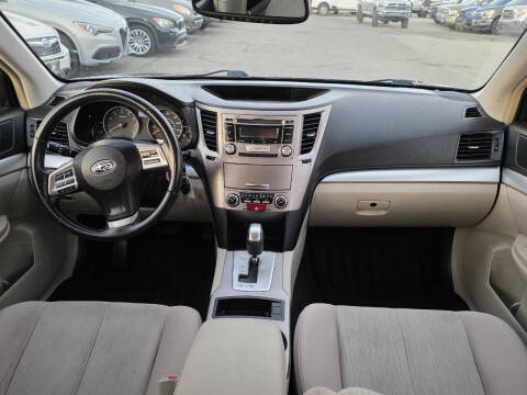 2013 Subaru Outback 2.5i Premium