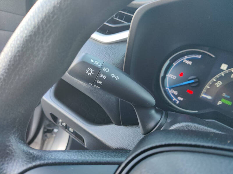 2023 Toyota RAV4 Hybrid LE