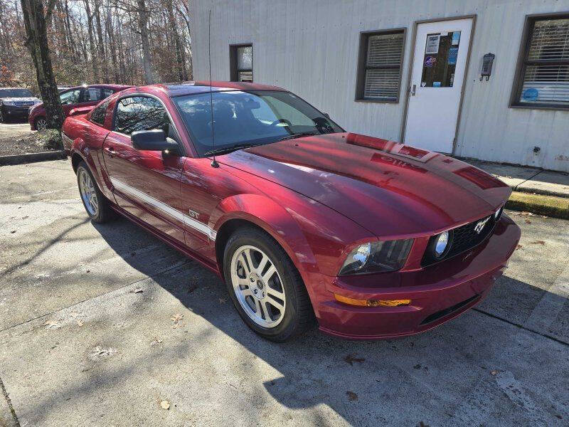 2005 Ford Mustang GT Premium