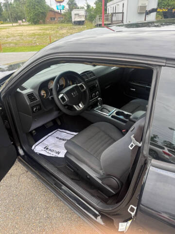 2013 Dodge Challenger SXT