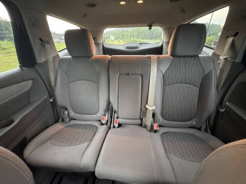 2017 Chevrolet Traverse LS
