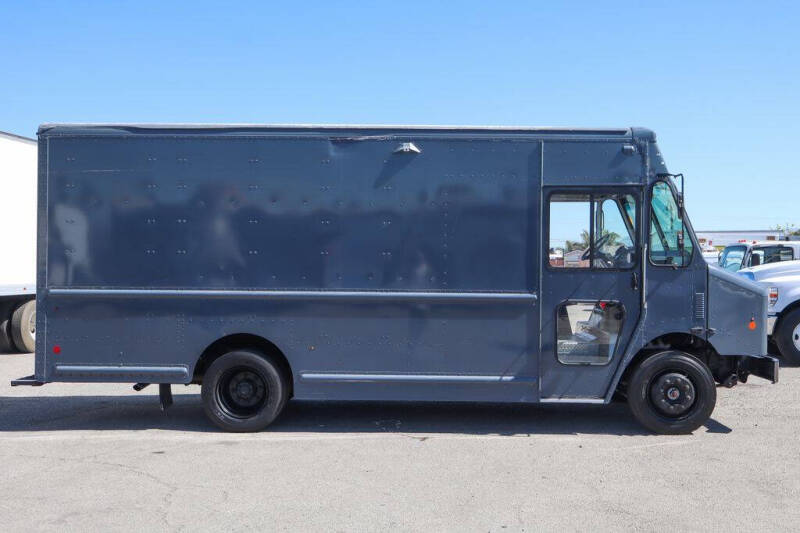 2020 Freightliner MT45 Chassis