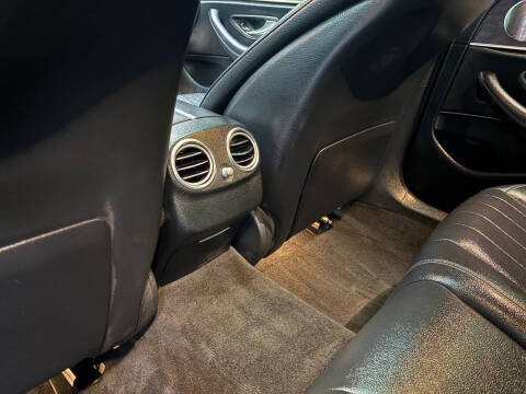 2019 Mercedes-Benz E-Class E 300