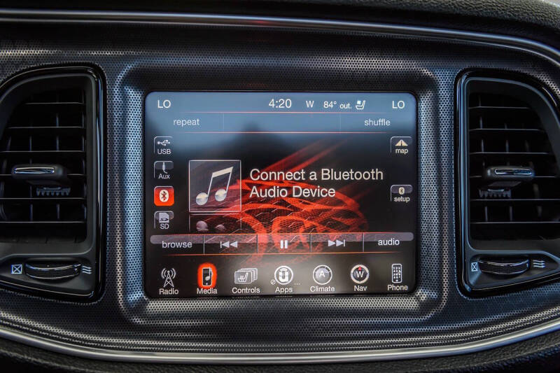 2015 Dodge Challenger SXT Plus