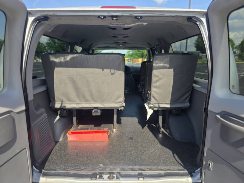2008 Ford E-Series E-150 XLT