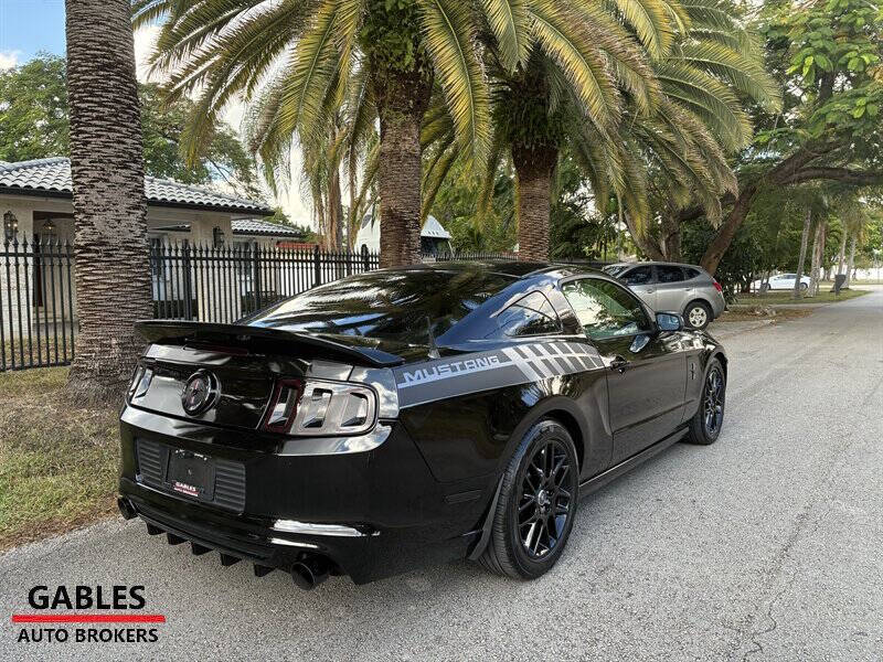 2014 Ford Mustang V6