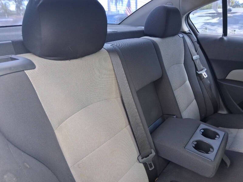 2012 Chevrolet Cruze LS