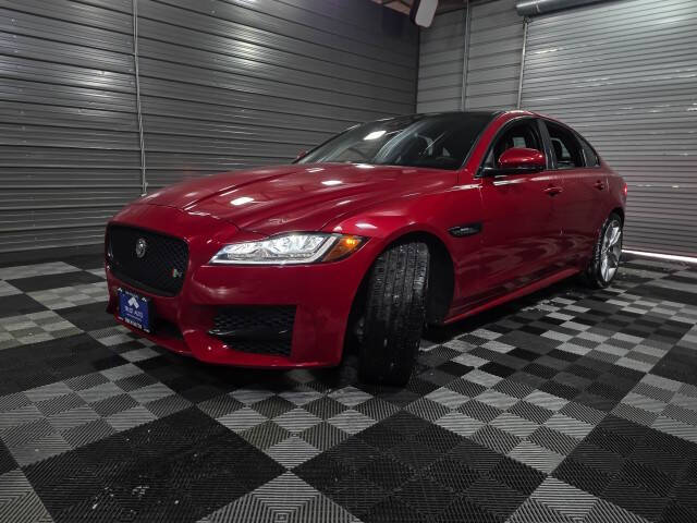 2017 Jaguar XF 35t R-Sport