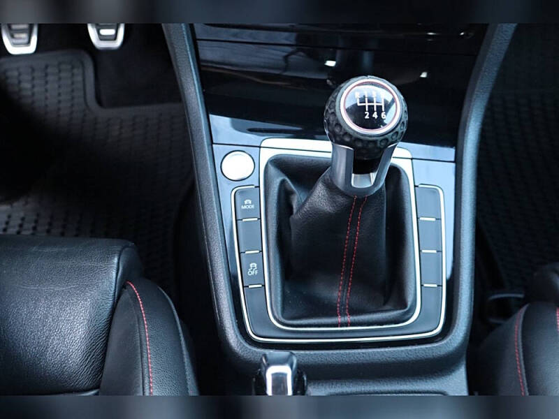 2020 Volkswagen Golf GTI Autobahn