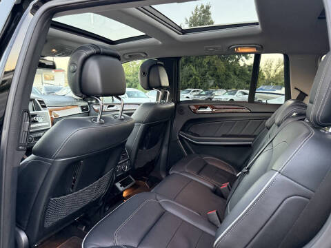 2013 Mercedes-Benz GL-Class GL 550 4MATIC