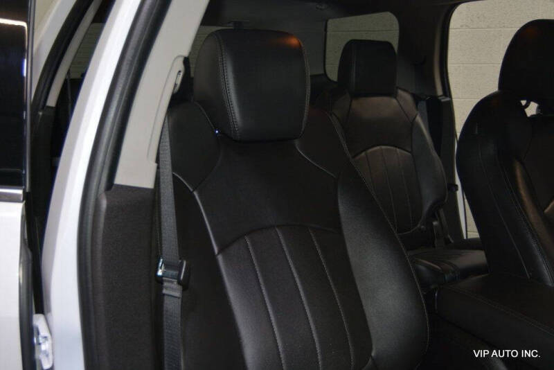 2016 GMC Acadia Denali