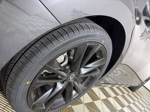 2023 Lexus ES 300h