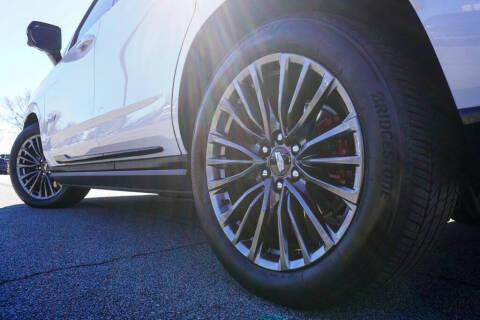 2023 Cadillac Escalade-V