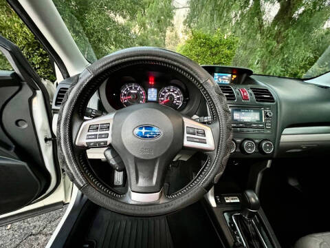 2015 Subaru Forester 2.5i Touring