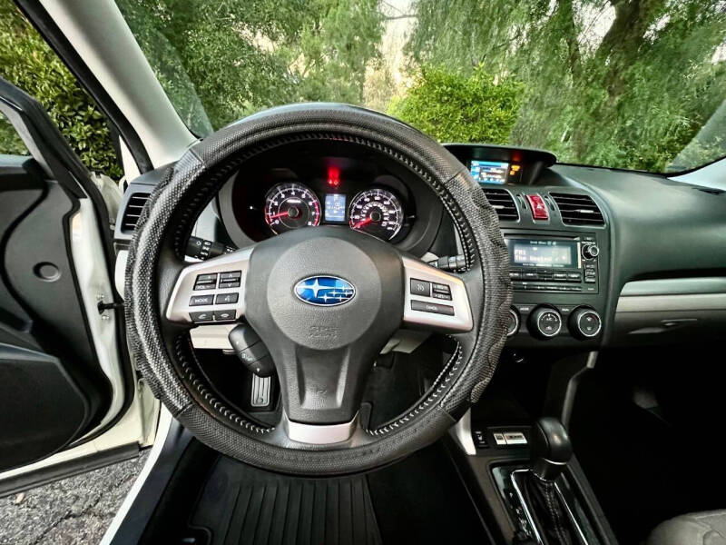 2015 Subaru Forester 2.5i Touring