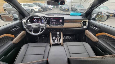 2024 GMC Canyon Denali